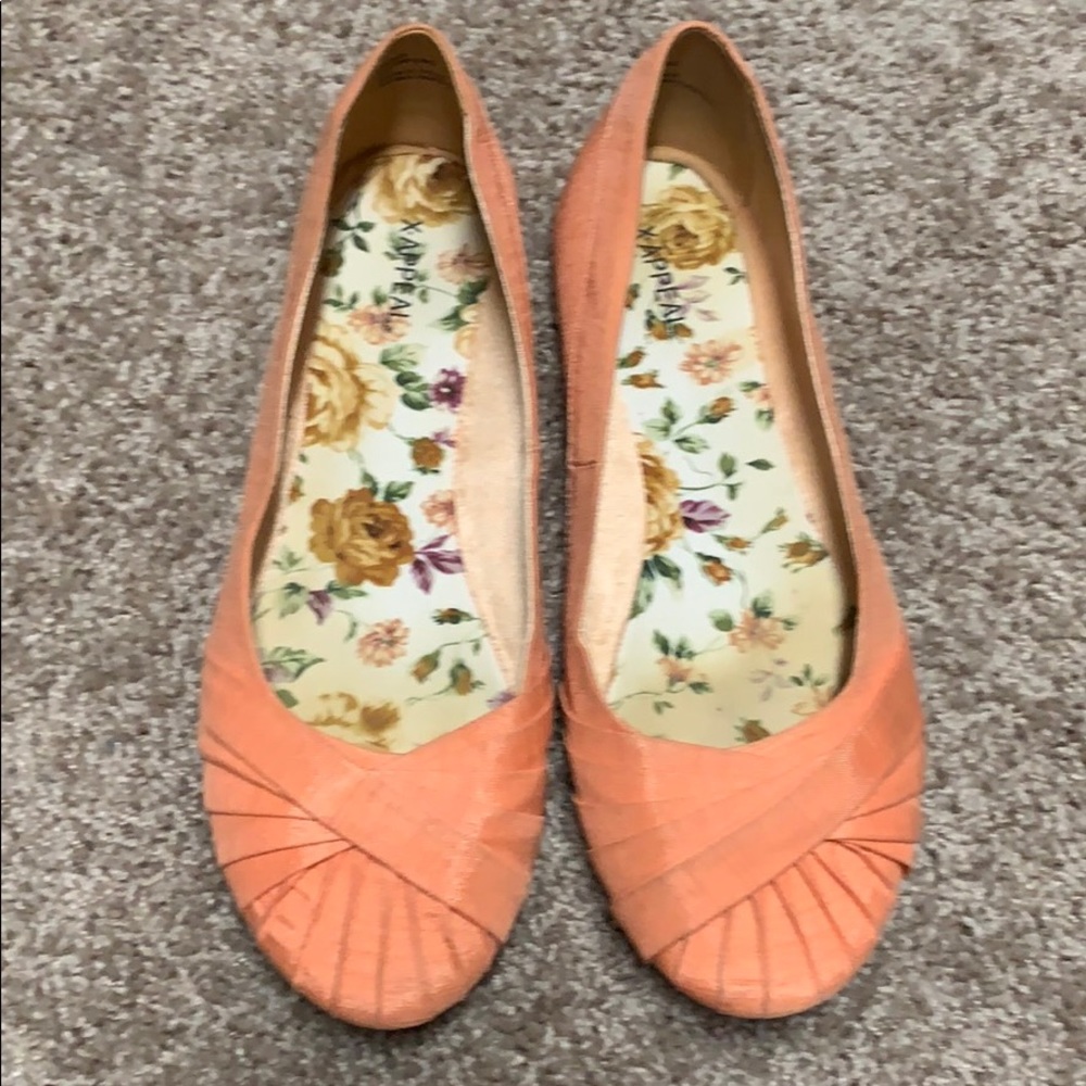 Orange pleated flats